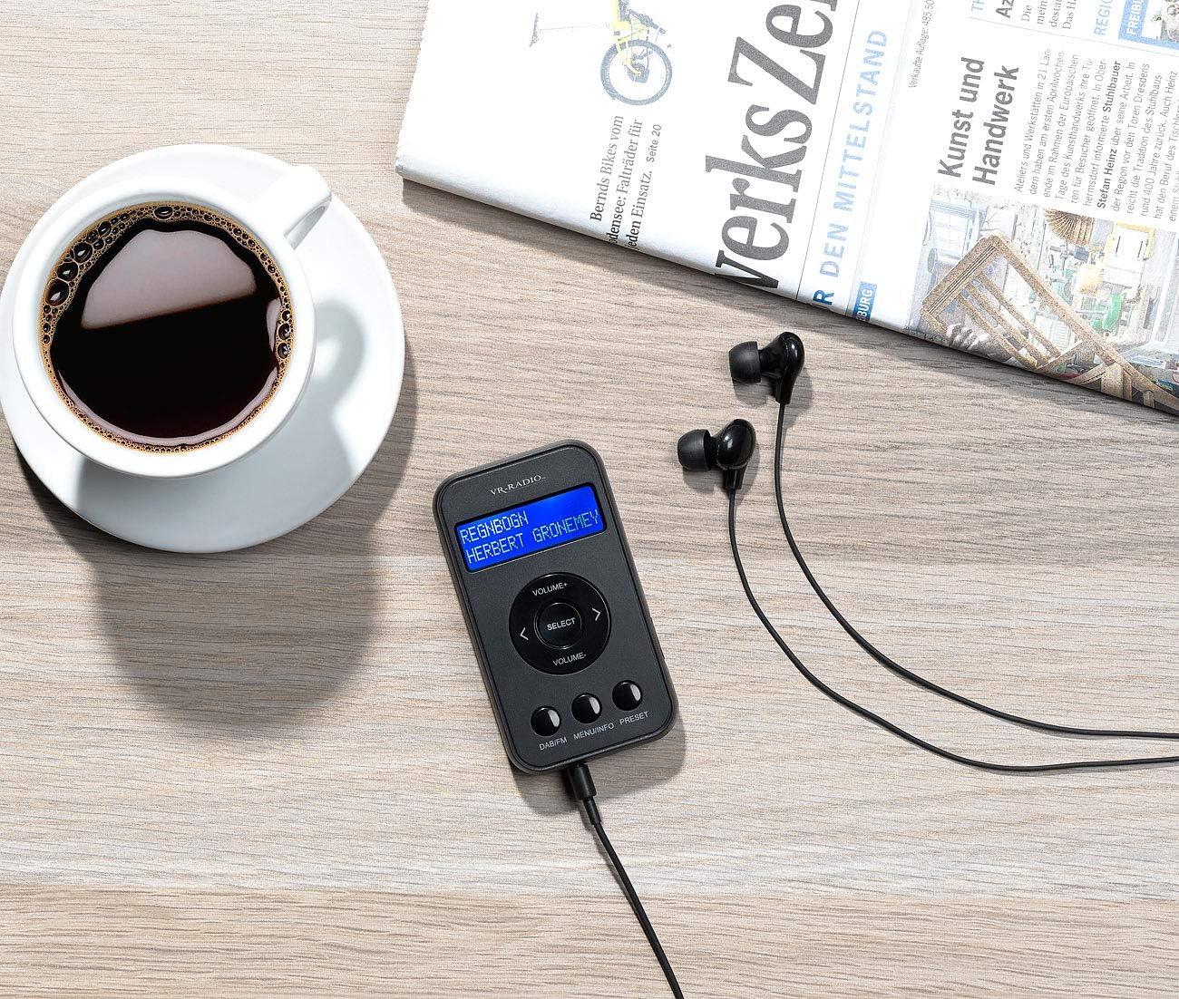 Digitales Mini-Taschenradio mit DAB+/FM und Kopfhörern