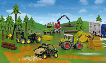 Feldwege und Wald