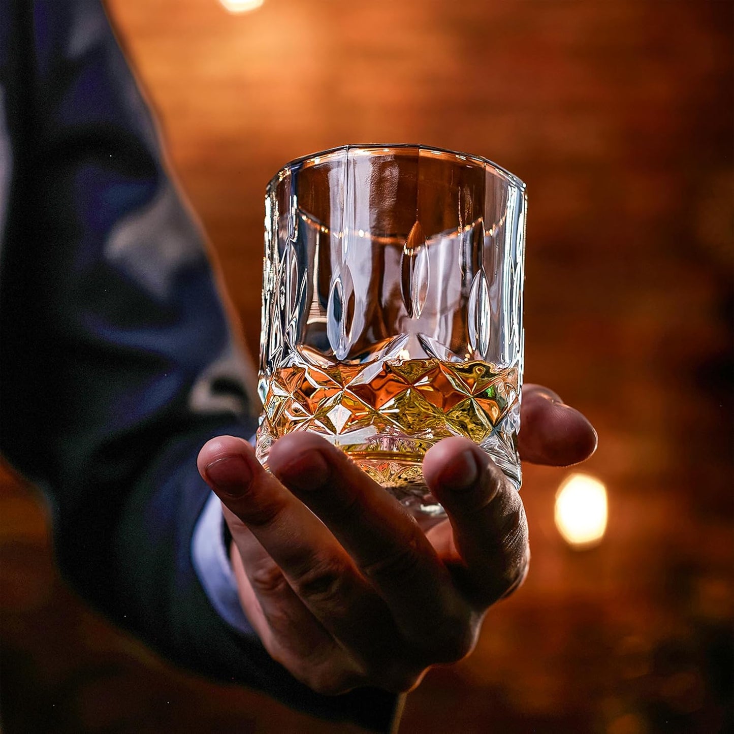 Whiskey Karaffe Geschenkset mit Gläser & Steinen, 4 Gläser