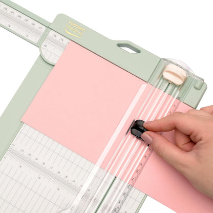 Papierschneider mit Falzbrett und Eckenstanzer