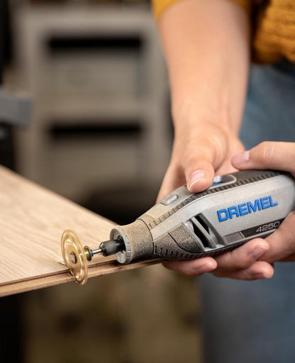 Rotationswerkzeug 4250, Dremel 4250 3 Vorsatzgerät 45 Zubehöre