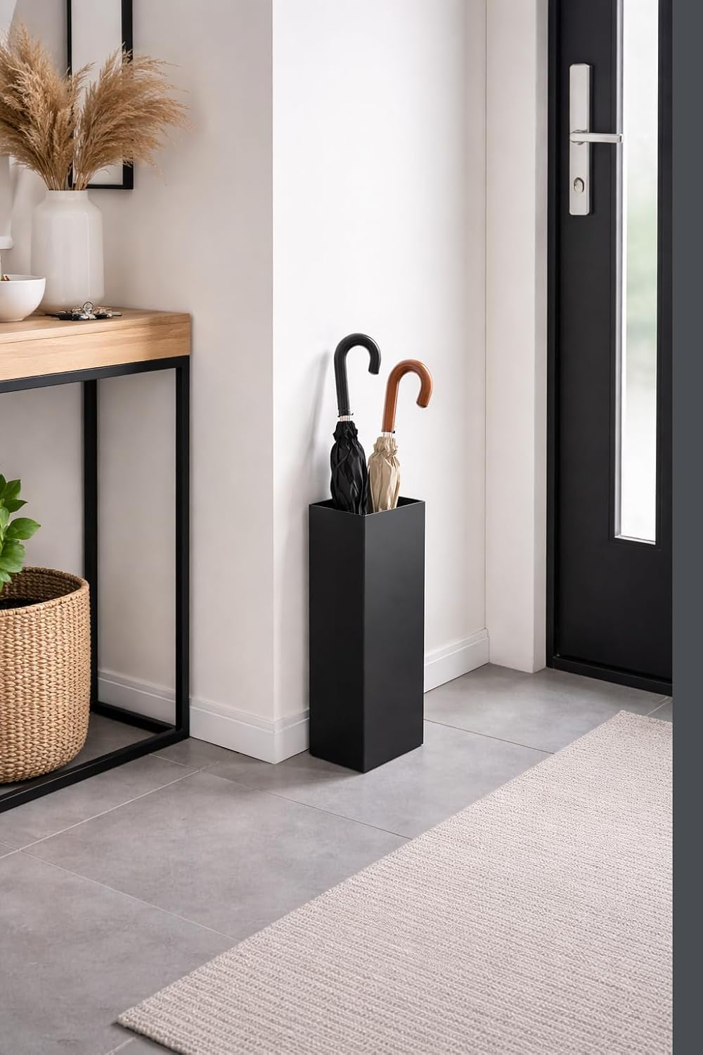 Schirmständer mit Haken und Wasserauffangschale, schwarz