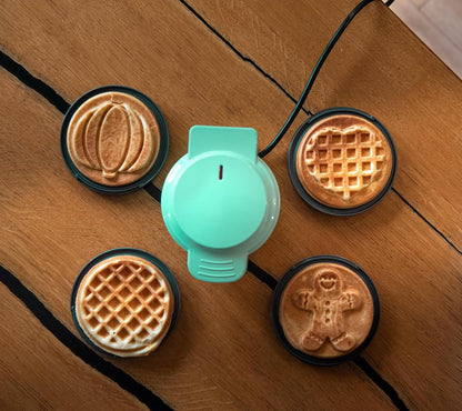 Mini-Waffeleisen mit Wechselplatten, Mintgrün