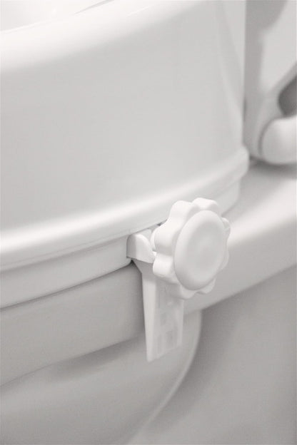Toilettensitzerhöhung mit Deckel