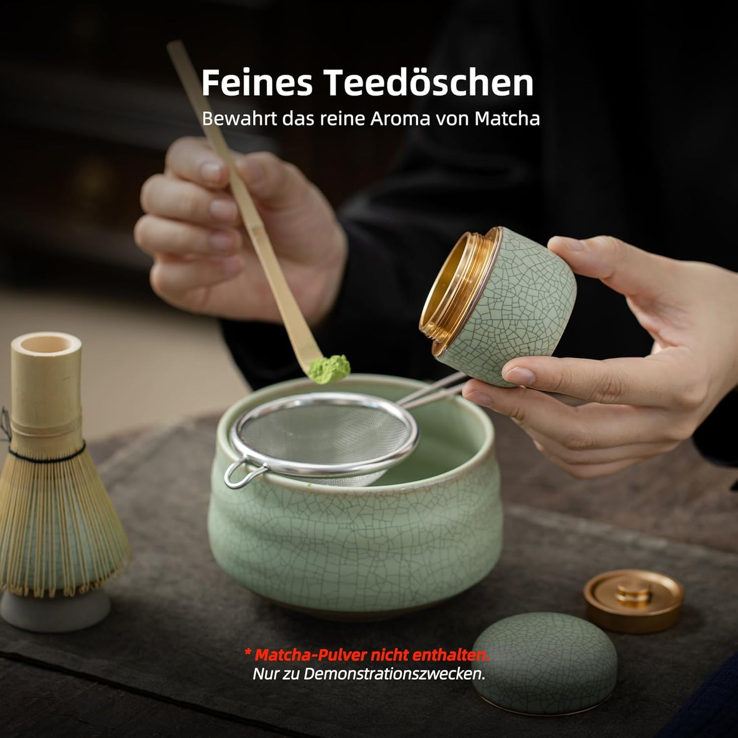 Matcha-Behälter, Hellgrün mit Schwarzer Linie