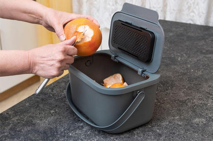 Mini Bini Komposteimer mit Aktivkohlefilter